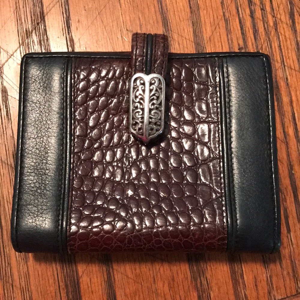 Brighton wallet